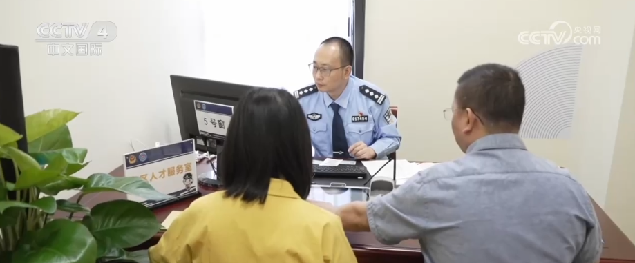 
医学科学院肿瘤医院黄牛号贩子票贩子代网上预约代挂号电话“指尖办”“好来快走”“中转无忧”……创新举措“组合拳”彰显数字中国开放效率