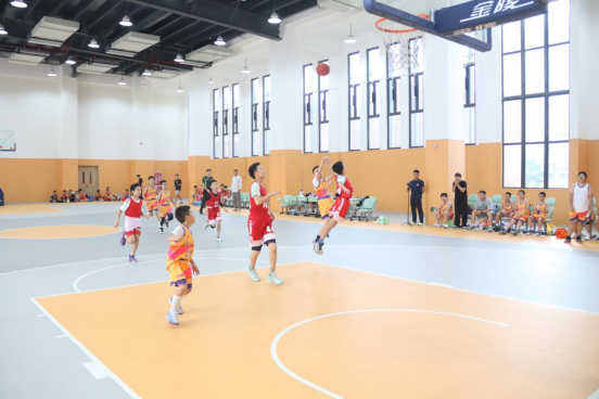 3_福州市第62届中小学生运动会三大球联赛今日开赛154