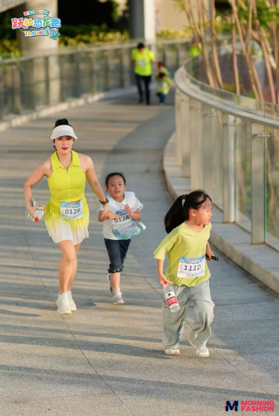 “跃动恐龙跑”登陆厦门翔安，亲子趣味跑开启欢乐家庭运动时光