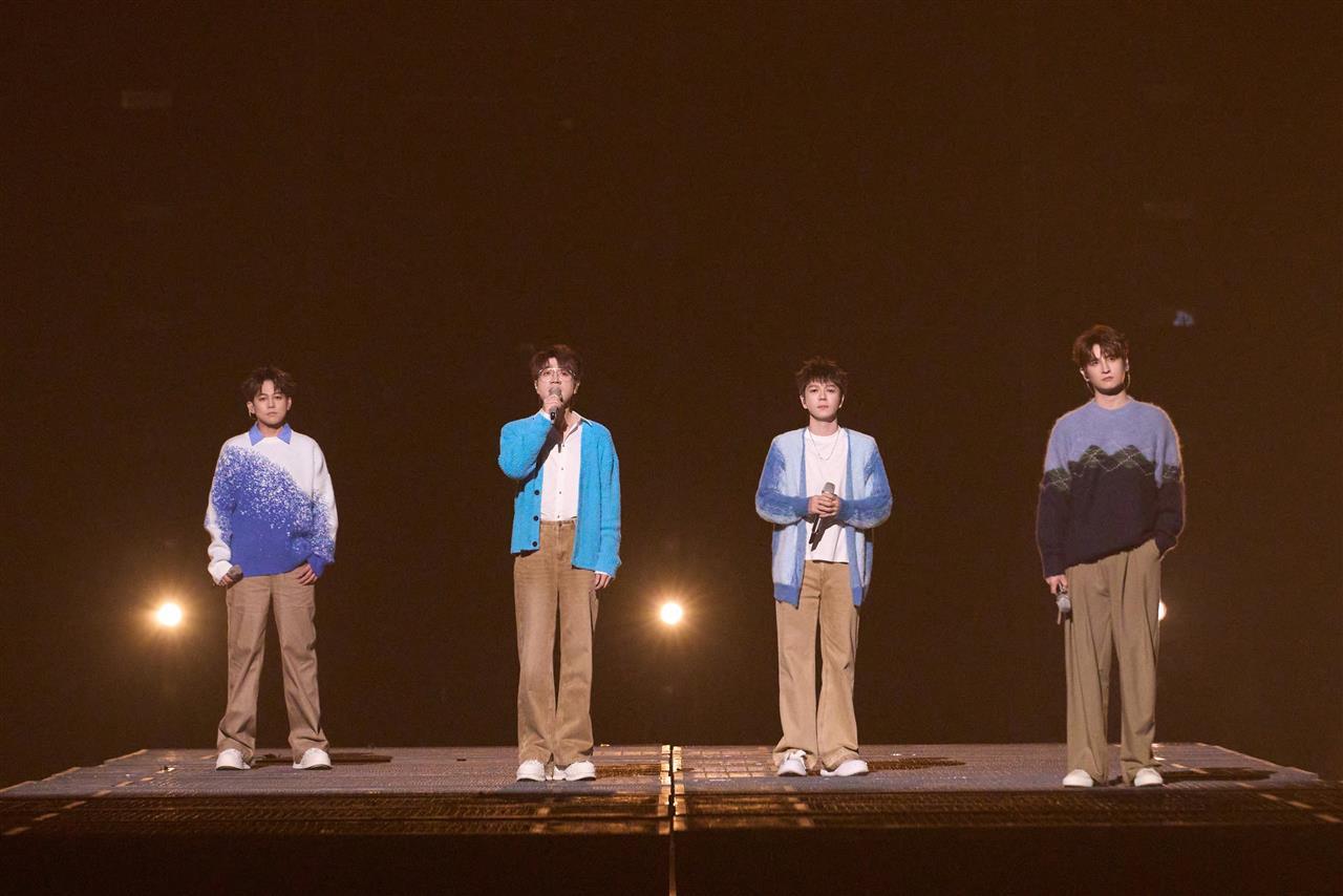 34ae93eaab4d1ab50b82592c56854583.jpg 《披荆斩棘2025》收官 苏醒获年度X-Leader