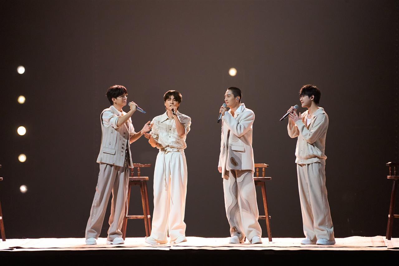 f2500b26ccace11d0f5d2d03d9e854eb.jpg 《披荆斩棘2025》收官 苏醒获年度X-Leader