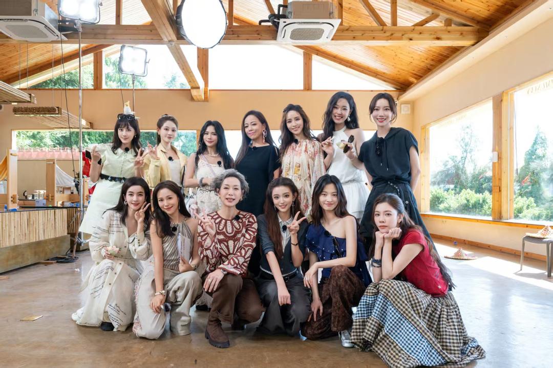 《假期中的她们》温暖收官：一场属于30+女性的城市疗愈之旅