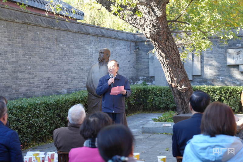 林则徐基金会会长林尧致辞（央广网发 郑海凌 摄）