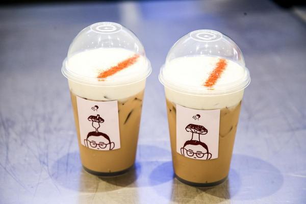 
首都医科大学附属妇产医院黄牛号贩子票贩子代网上预约代挂号电话喜茶x黎子安再携手，上新牛肝菌碎银子特调呈现米其大厨灵感