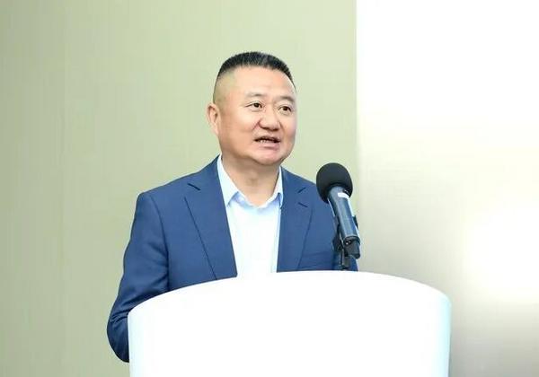 
北大口腔医院黄牛号贩子票贩子代网上预约代挂号电话“书·法”系列活动走进无限极：墨香传法声，妙笔写“质量”