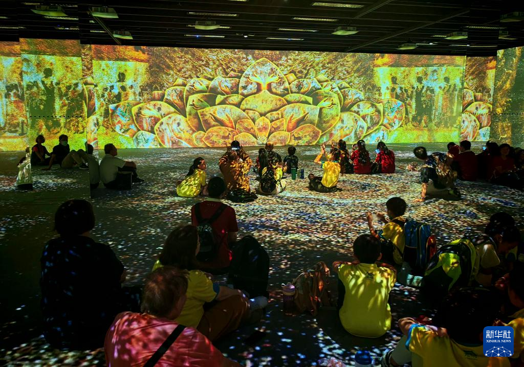 “华彩万象——石窟艺术沉浸体验”展览受到台湾观众欢迎
