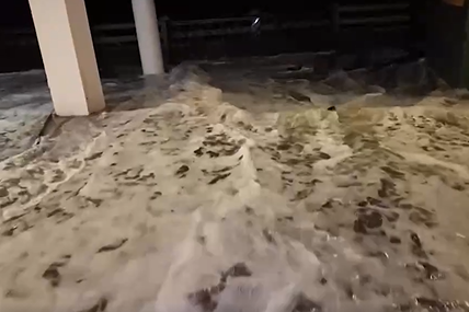 超强台风“凤凰”已致菲律宾2人死亡