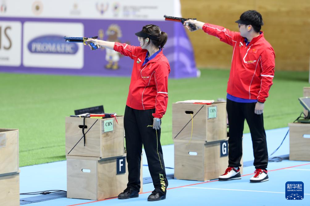 射击世锦赛：姚千寻/胡凯获10米气手枪混合团体冠军