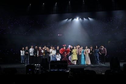 
广州医科大学附属中医医院黄牛号贩子票贩子代网上预约代挂号电话以科技共振三代人记忆，遥望科技举行赵雅芝从艺50年演唱会