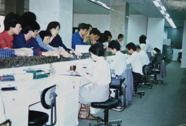 
北京协和医院孙强李炎王孟昭高金明宋英娜黄牛挂号电话厦门国际银行：特区金融浪潮中的破浪先锋