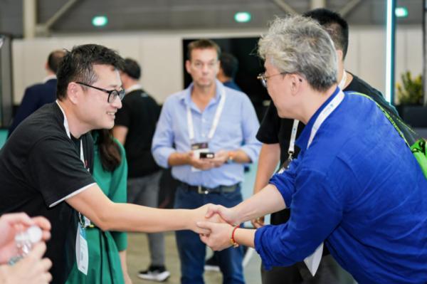 
南京东部战区总医院黄牛号贩子票贩子代网上预约代挂号电话信也科技亮相新加坡金融科技节，展示领先智能信贷解决方案