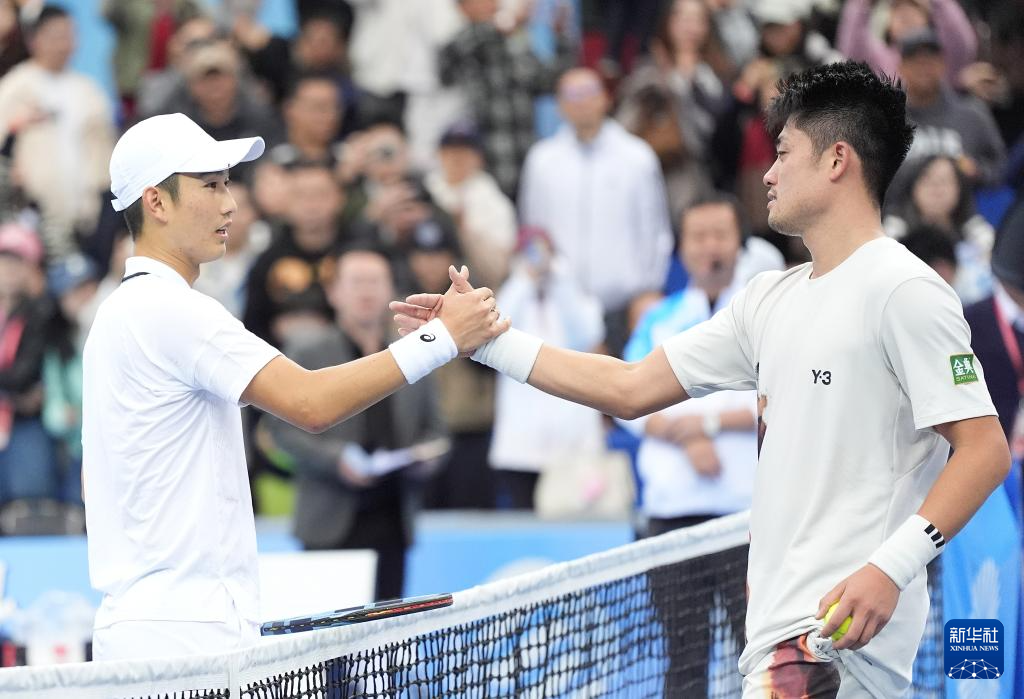 全运会丨网球——男单决赛：吴易昺夺冠