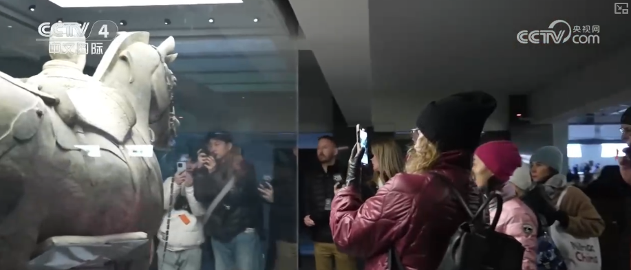 陆军特色医学中心(大坪医院)徐伦山张溢华李昆昆黄牛挂号电话“中国游+中国购”掀热潮 “利好举措+优化体验”服务外国游客解锁多彩中国