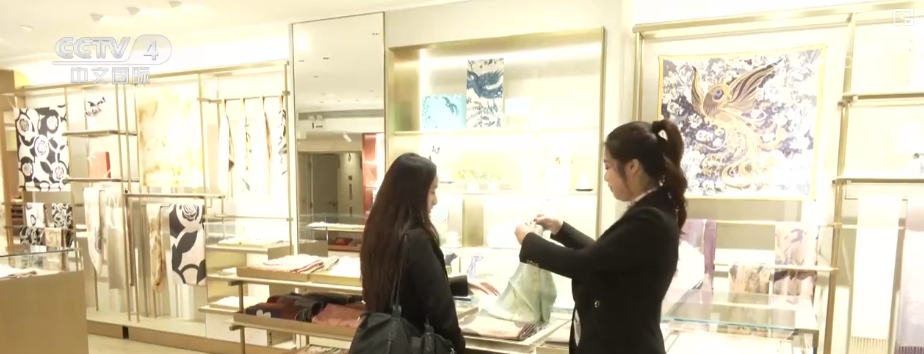 陆军特色医学中心(大坪医院)徐伦山张溢华李昆昆黄牛挂号电话“中国游+中国购”掀热潮 “利好举措+优化体验”服务外国游客解锁多彩中国