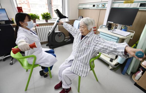 
东南大学附属中大医院梁元姣朱晓丽韩淑华黄牛挂号电话中国多地推进“银发族”身边的适老化改造