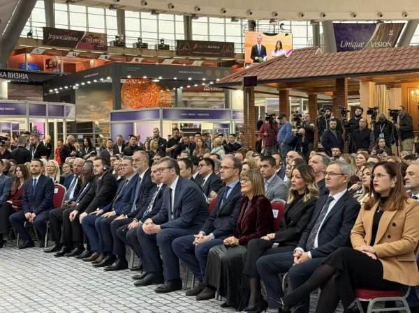 
中山大学附属第六医院黄牛号贩子票贩子代网上预约代挂号电话塞尔维亚总统武契奇点赞洋河梦之蓝！