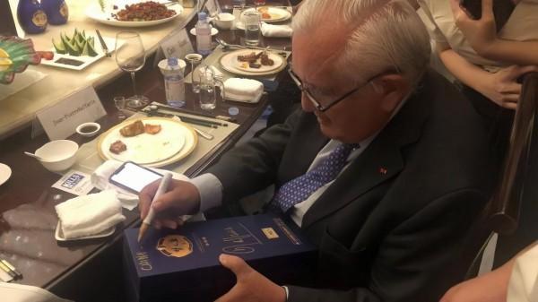 
中山大学附属第六医院黄牛号贩子票贩子代网上预约代挂号电话塞尔维亚总统武契奇点赞洋河梦之蓝！