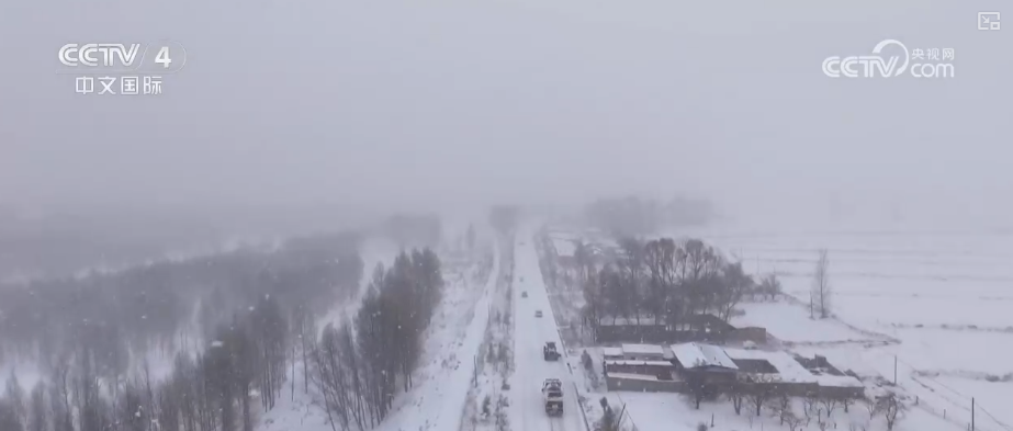 
南京各大医院黄牛挂号电话以“雪”为令细化服务保畅通 多地除冰除雪护航百姓平安出行