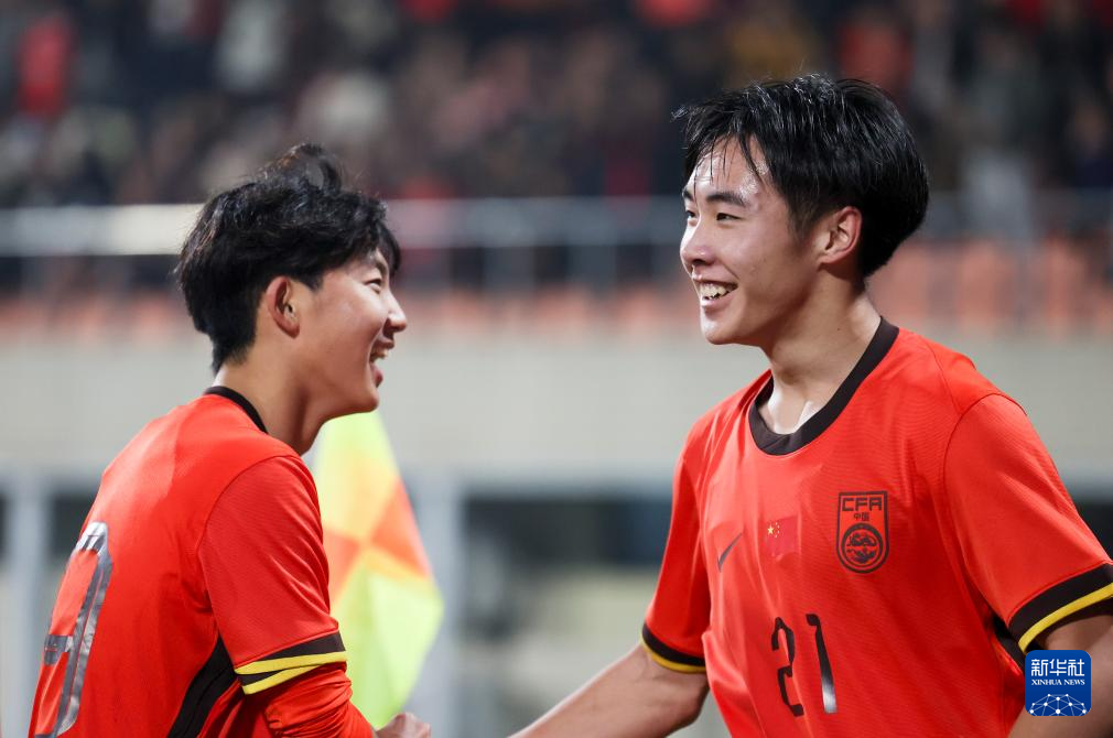 足球——U17亚洲杯预选赛：中国胜孟加拉国