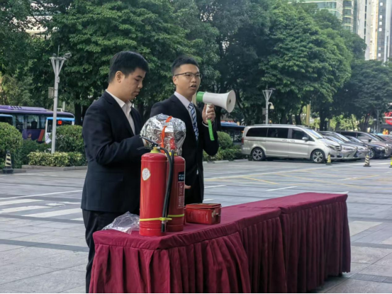 20251128携手驻防线 共战护平安&mdash;消防演练暨安全应急培训活动675