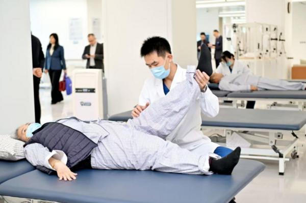 
三环肿瘤医院黄牛号贩子票贩子代网上预约代挂号电话发力大康养战略，助力“健康山东”建设 中国太保旗下济南源申康复医院开业