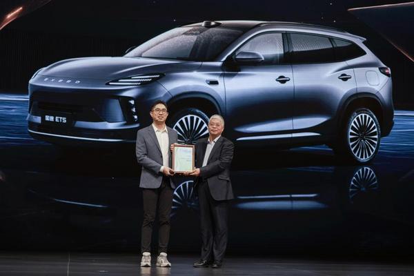 
四川省肿瘤医院黄牛号贩子票贩子代网上预约代挂号电话奇瑞集团前11月销量256万辆，新能源突破80万辆，同比大增69.4%