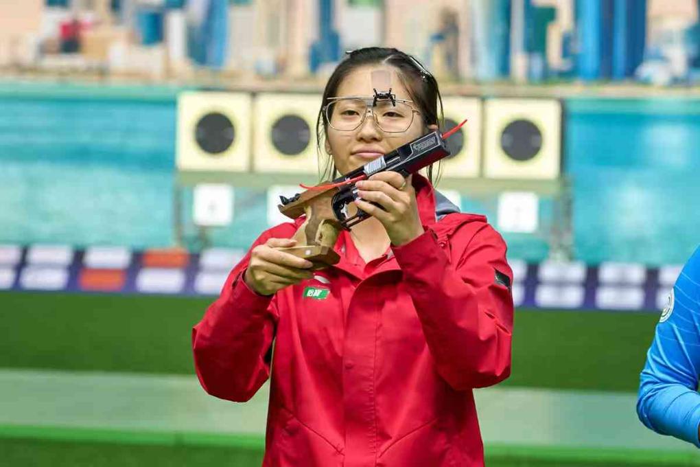 射击世界杯总决赛：奥运冠军李越宏卫冕总决赛