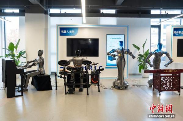 
上海同济医院黄牛号贩子票贩子代网上预约代挂号电话杭州机器人乐队“出圈” 旺季月均五六场表演