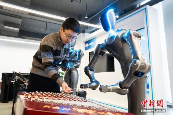 
上海同济医院黄牛号贩子票贩子代网上预约代挂号电话杭州机器人乐队“出圈” 旺季月均五六场表演