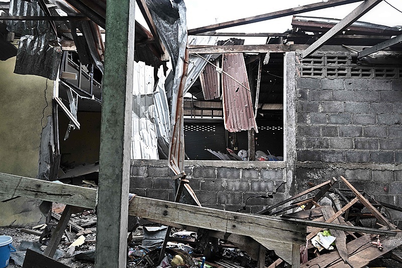 泰柬边境冲突进入第五日 持续造成两国人员伤亡