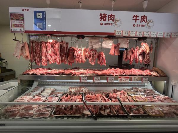 
中国医学科学院阜外医院田涛吕思琪李林林胡晓鹏黄牛挂号电话钱大妈携手非遗农画， 以“鲜”为笔，共绘十二食辰