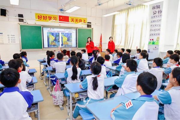 
上海精神卫生中心黄牛号贩子票贩子代网上预约代挂号电话广发慈善行：CBA球员回答小朋友的为什么