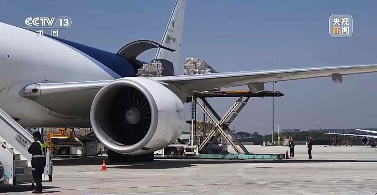 2026年中国经济向“内”求变 ，让老百姓“有钱花、敢花钱”