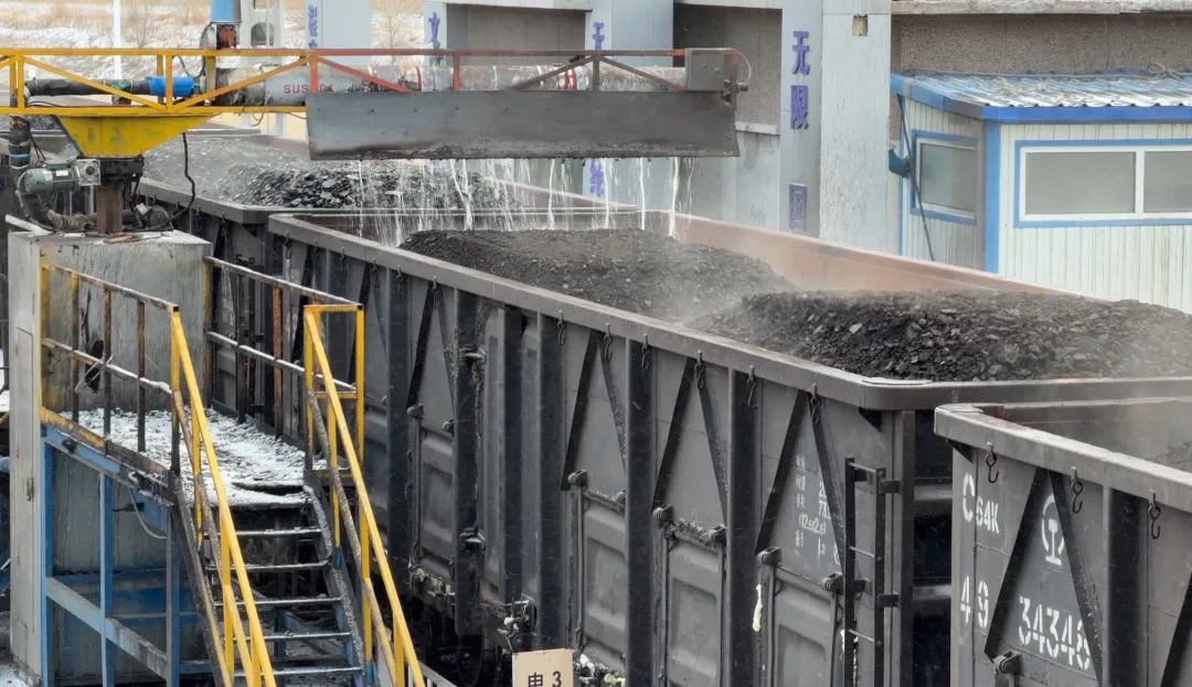 时速1公里超长火车，来了！