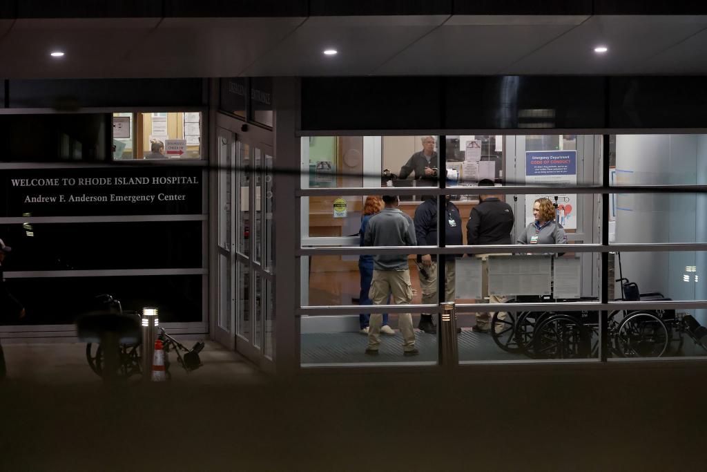 至少389起！枪击暴力成美国“流行病”