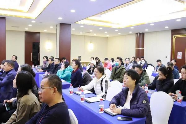 
空军总医院黄牛号贩子票贩子代网上预约代挂号电话2025北京同仁堂中医内分泌学术论坛成功举办