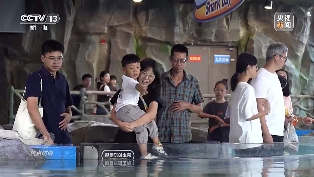 
北大国际医院黄牛号贩子票贩子代网上预约代挂号电话中央财办：扩大内需是明年排在首位的重点任务