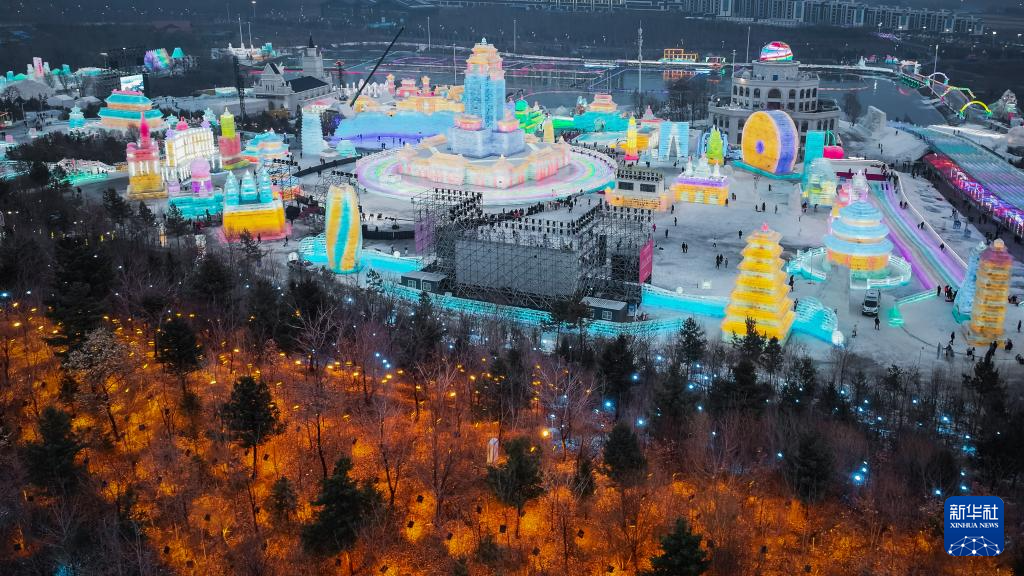 第29届长春冰雪节开幕 打造“学滑雪 到长春”品牌