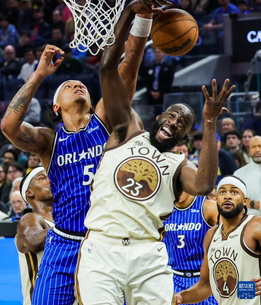 篮球——NBA常规赛：勇士胜魔术
