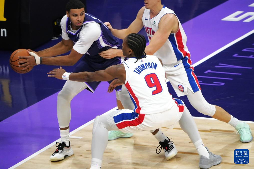 NBA常规赛：国王不敌活塞