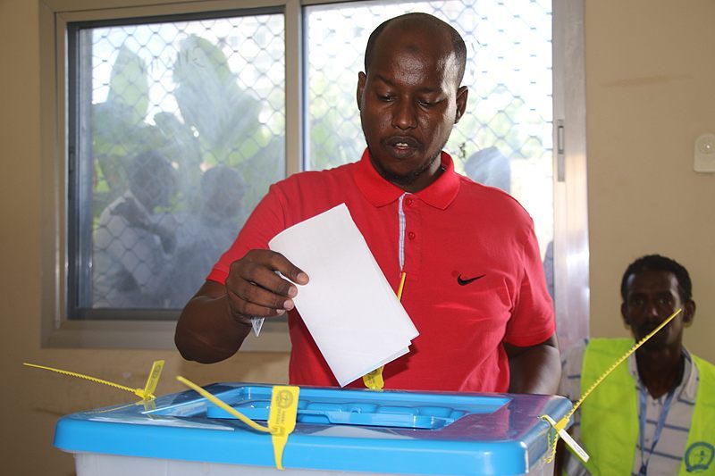 索马里举行近60年来首次地方议会直选