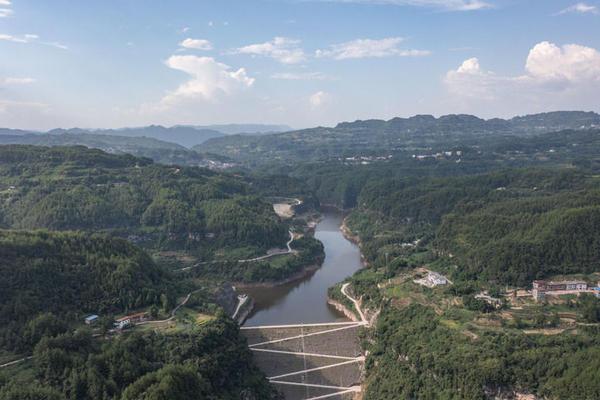 
广州医科大学附属肿瘤医院黄牛号贩子票贩子代网上预约代挂号电话高质量建设西部金融中心，重庆如何发力？