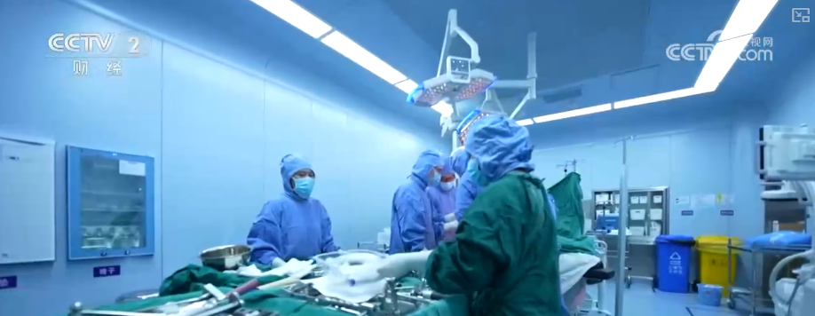 
南京医科大学第二附属医院黄牛号贩子票贩子代网上预约代挂号电话解读·935项，暂定税率！数据本身即亮点 为国际社会注入稳定预期