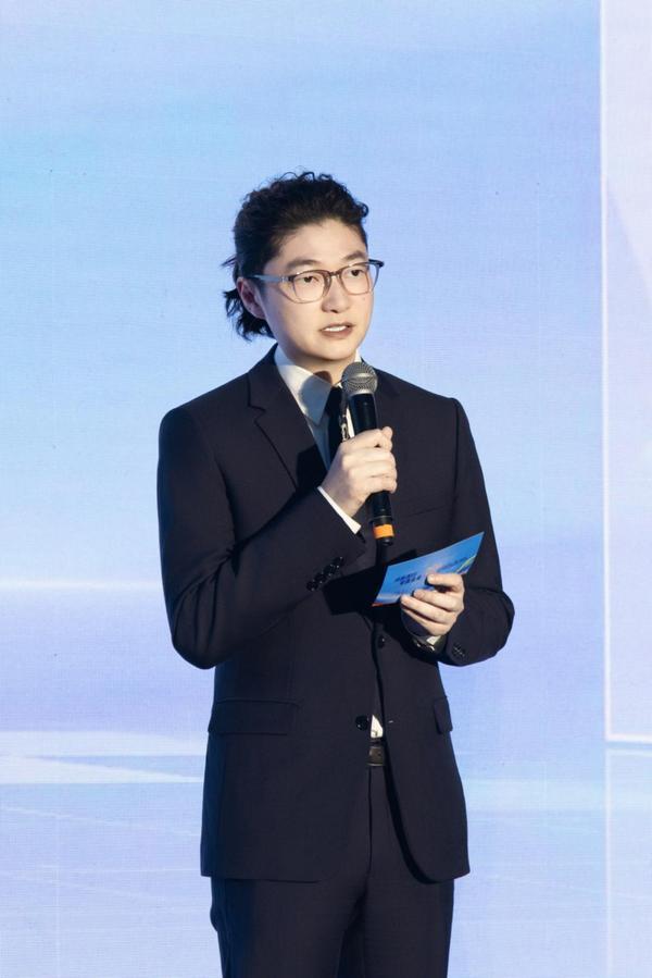 
同仁医院黄牛号贩子票贩子代网上预约代挂号电话杭州市青企协30周年盛典启幕 遥望科技以数智创新推助力新消费赛道