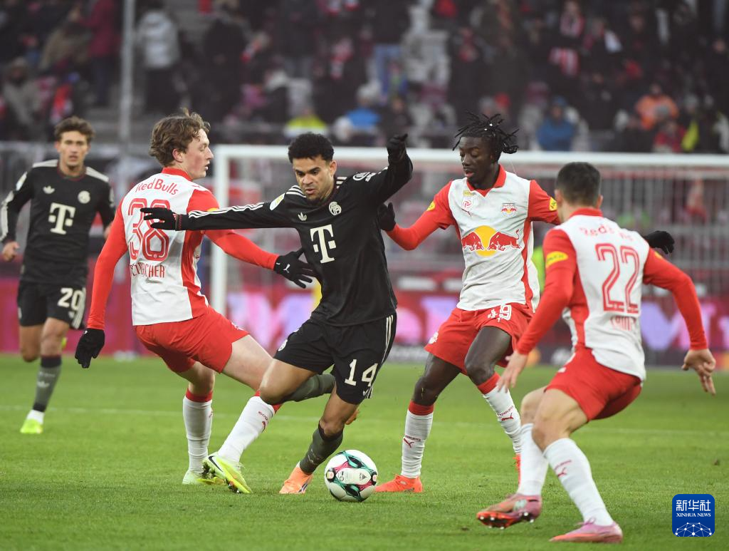 足球——友谊赛：拜仁慕尼黑胜萨尔茨堡红牛