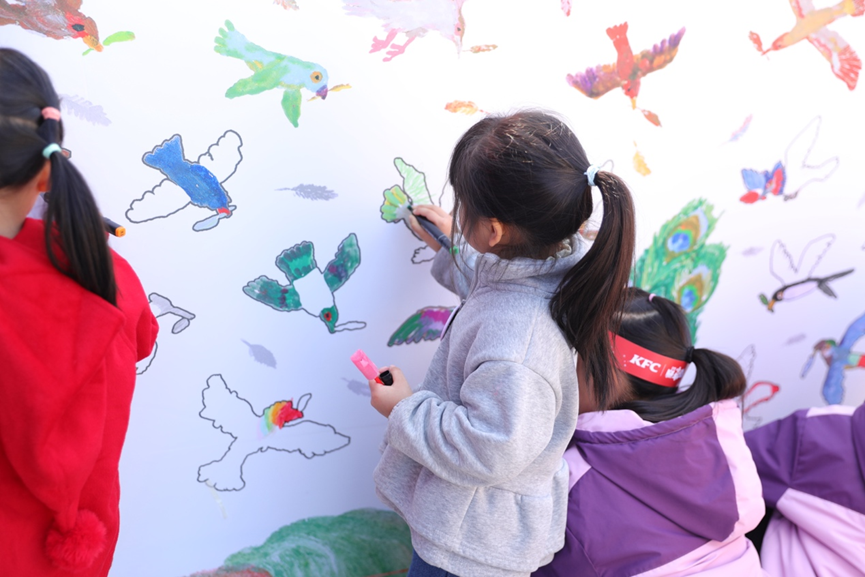 “蔡皋经典中国绘本”故事会在福州举行