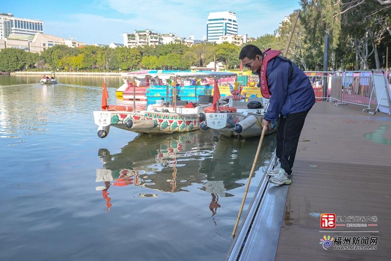 帮游客寻回手机 西湖游船码头4名员工获表彰