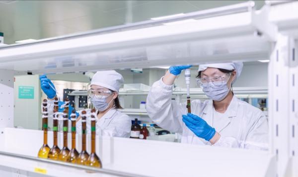 
重庆各大医院黄牛挂号电话“阶梯浓度”方案重塑近视防控精准路径