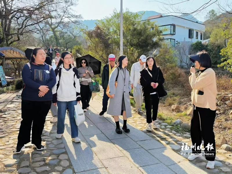 榕台青年九峰行 共话乡村振兴