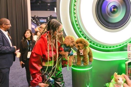 
中国医学科学院苏凯邱斌刘文胜刘杰黄牛挂号电话优克联CES首发PetCam宠物摄像头，双品重构人宠互联范式